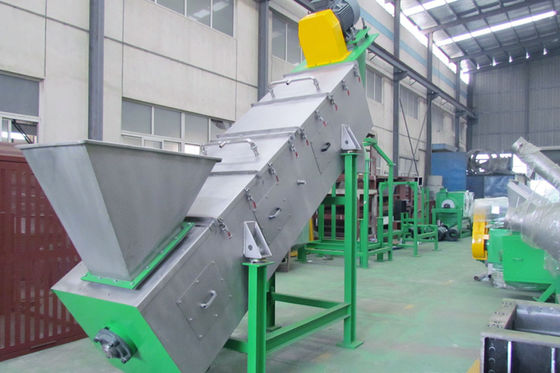 เครื่องซักผ้าแรงเสียดทานความเร็วสูง 1500KG / H สายเครื่องรีไซเคิลพลาสติก sS304