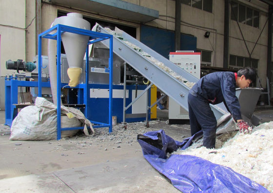 เครื่องเป่าพลาสติก LDPE ขนาด 132 กิโลวัตต์