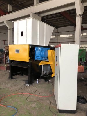 Lianda เสีย PVC ก้อนเดียว Shaft Shredder Machine
