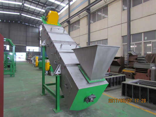 เครื่องรีไซเคิลพลาสติกแรงเสียดทานความเร็วสูง 800 รอบต่อนาทีที่ทนทาน