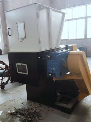 SKD 11 เครื่องหั่นเพลาเดี่ยวสำหรับ PS Lumps