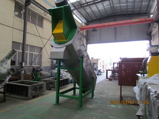 2000kg / H PET PE PP HDPE LDPE LLDPE เครื่องซักผ้าแรงเสียดทานพลาสติก